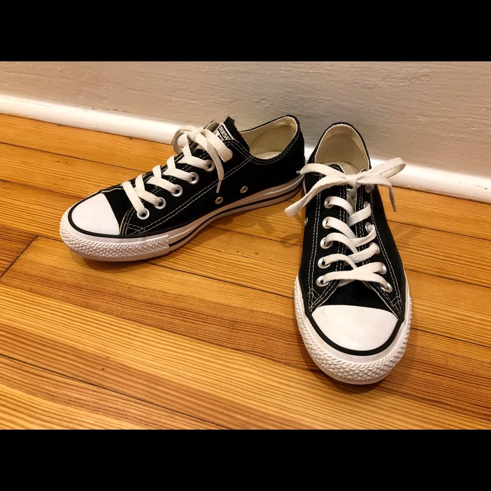 Converse size 7 black classics